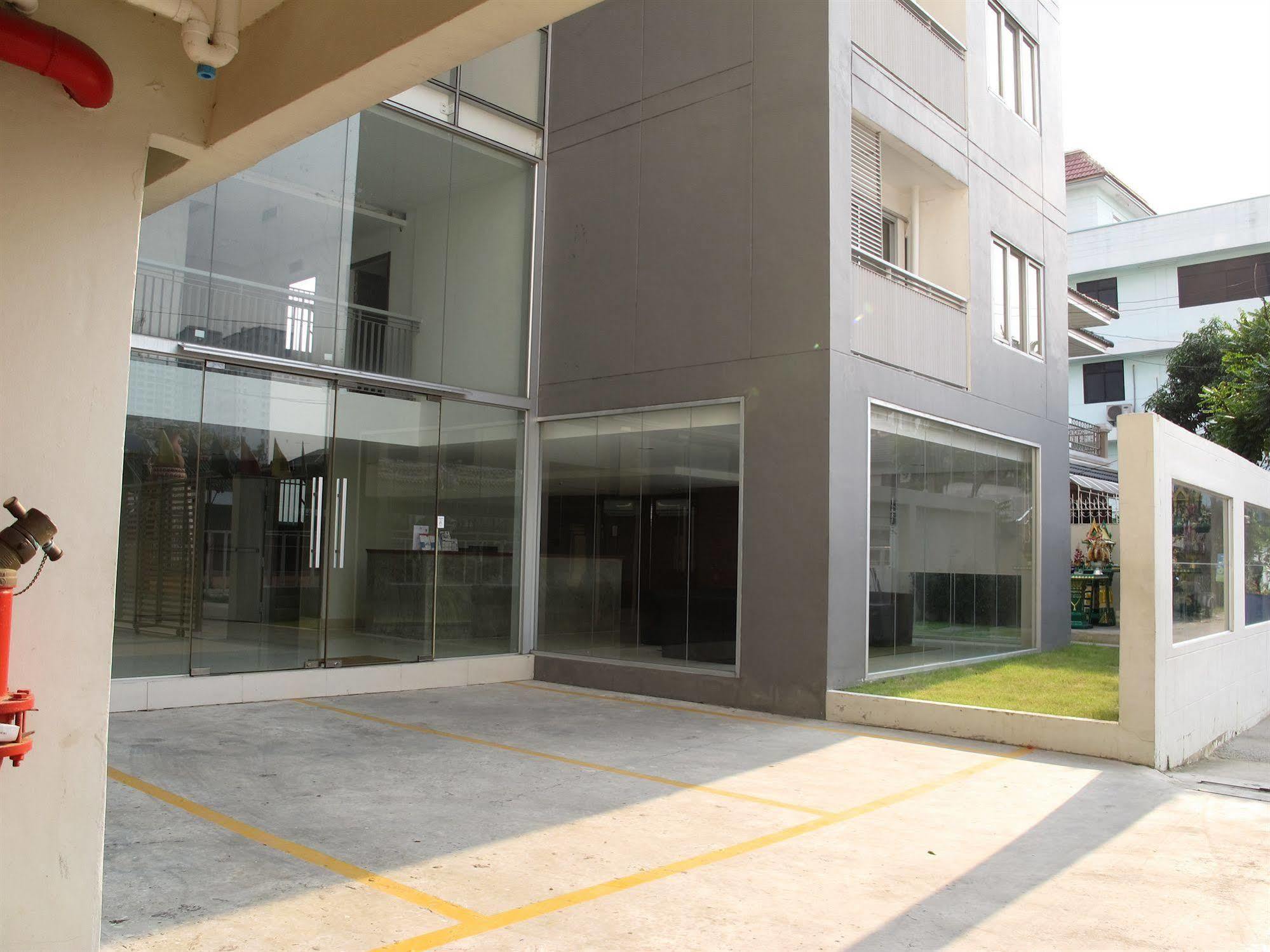 Ban Khlong Nang Li Utd Apartments Sukhumvit מראה חיצוני תמונה